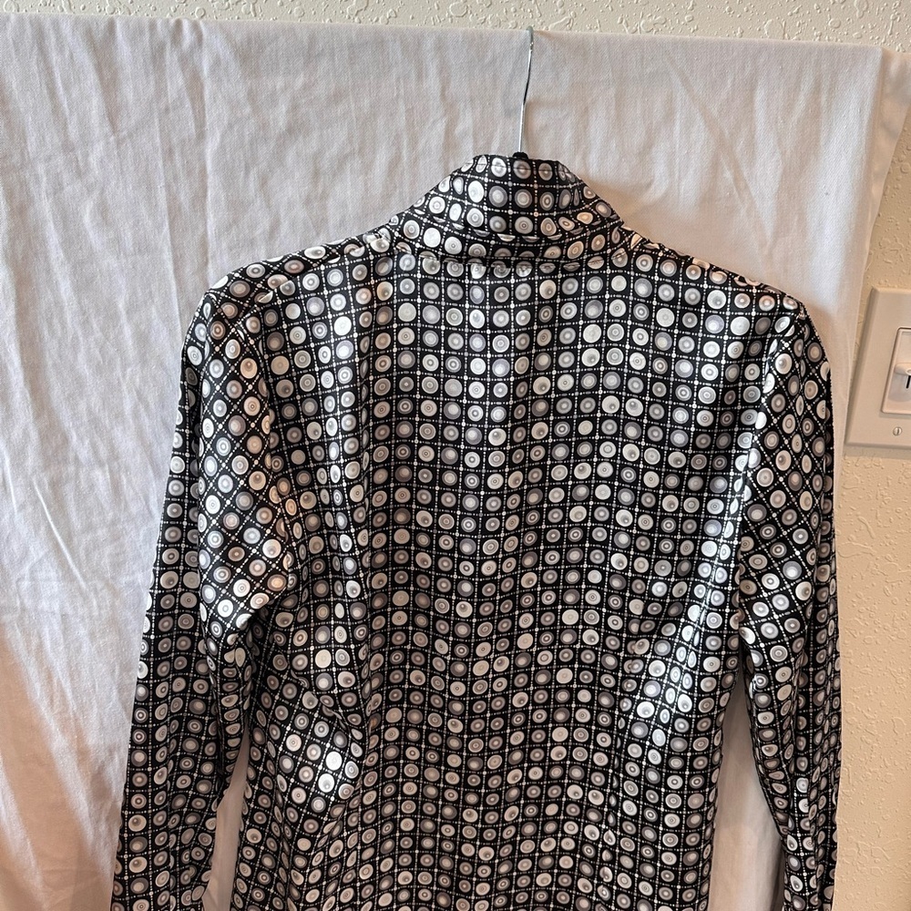 Rafaella Black and White Circle Pattern Blouse - Picture 5 of 6
